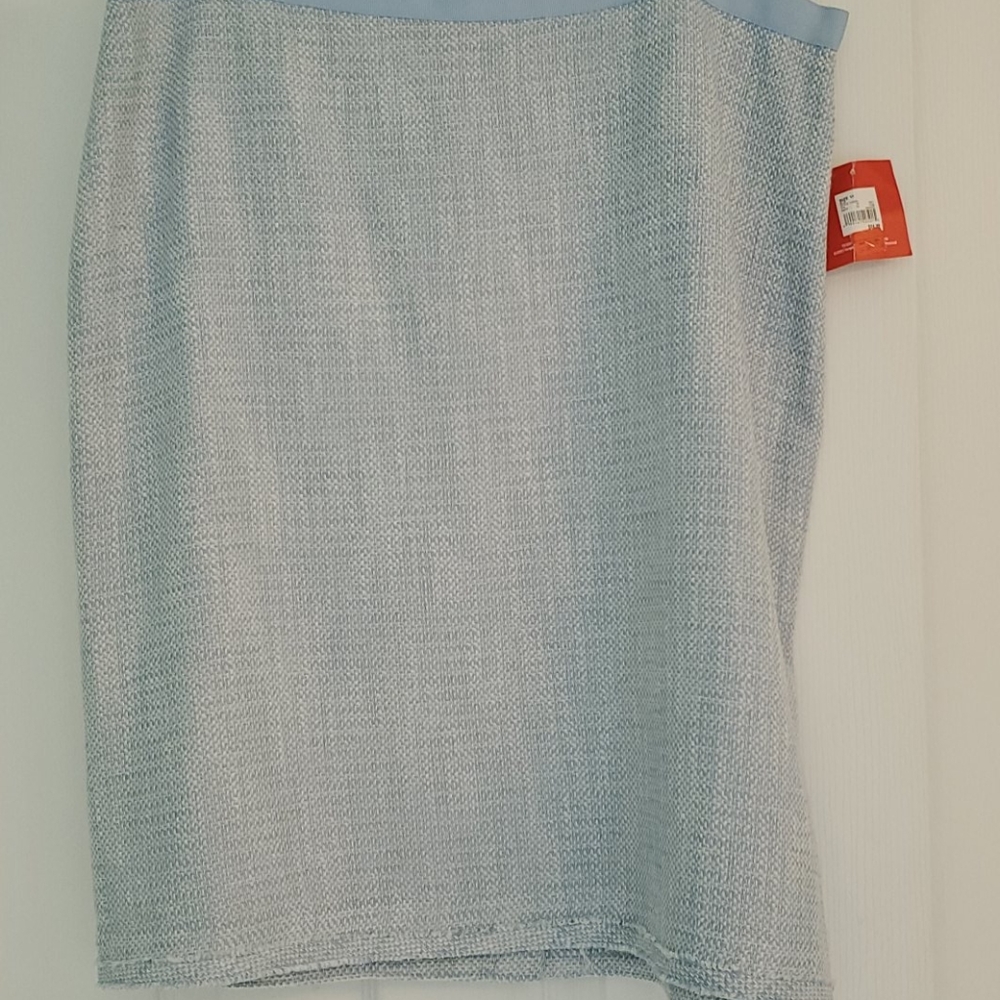 Cotton blend skirts, size 18